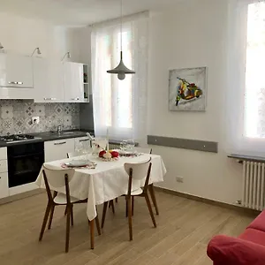  Apartamento Temporary House De' Giudei Italia