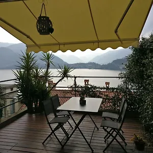 The Owl House Apartament Varenna